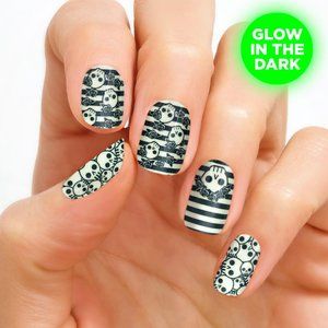 Color Street Retired Literally Dead GLOW IN DARK